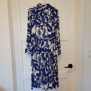NWT H&M Blue and White Patterned Midi Dress Size Small
